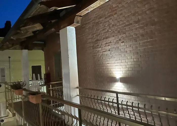 Couette-café Aquila Nera *